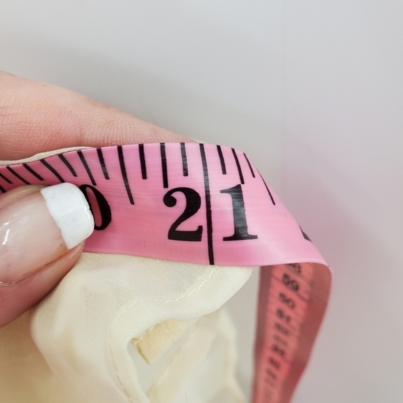 Victoria Secret vintage ivory satin finish and sheer trim camisole M - Picture 15 of 15